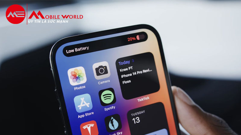 iPhone 14 Pro bị ph&agrave;n n&agrave;n v&igrave; tụt pin nhanh sau 1 năm sử dụng
