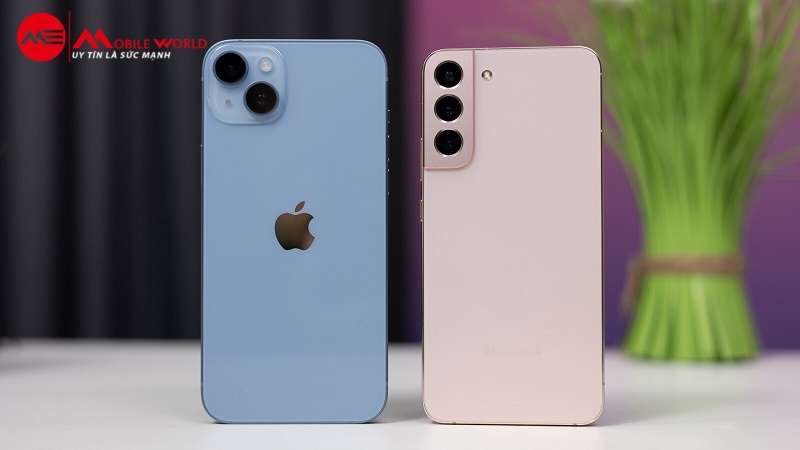 Chi ph&iacute; thay thế linh kiện iPhone thường cao hơn Samsung