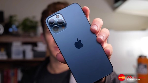 khi-nao-thi-thich-hop-mua-iphone-13-like-new
