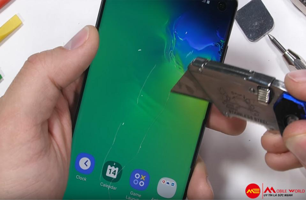 Cảm biến vân tay siêu âm của Galaxy S10 vẫn sẽ dùng được sau khi xước nặng?