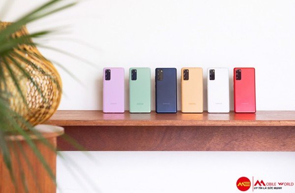 Đánh giá thiết kế và cấu hình của Galaxy S20 FE 5G
