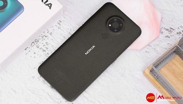 Điểm mặt gọi t&ecirc;n 3 điện thoại chơi game gi&aacute; rẻ dưới 2 triệu