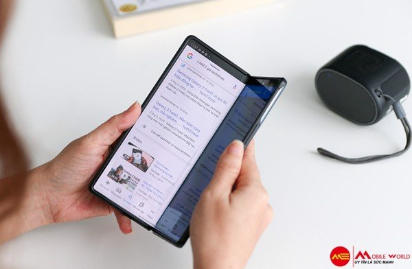 Điện Thoại Gập Samsung Z Fold 2 5G: Có Nên Mua Hay Không?
