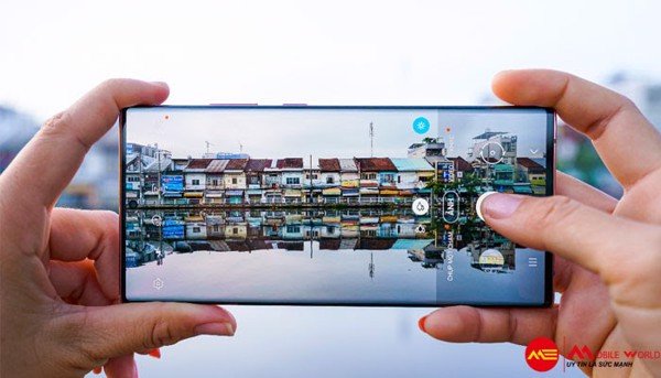 Đọ camera iPhone 12 Pro Max và Samsung Galaxy Note 20 Ultra