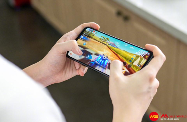 Game thủ nên chọn Nubia Play 5G hay Nubia Red Magic 5G