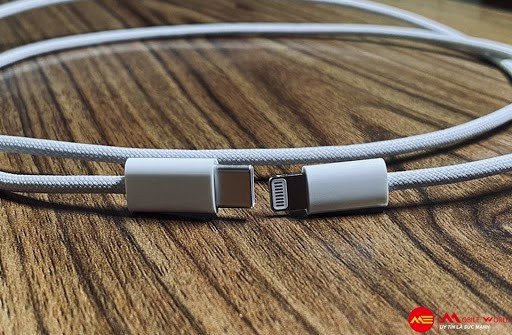 Lộ H&igrave;nh Ảnh C&aacute;p USB-C To Lightning Của iPhone 12