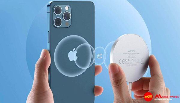 So s&aacute;nh đ&aacute;nh gi&aacute; iPhone 12 Pro Max v&agrave; Galaxy S21 Ultra