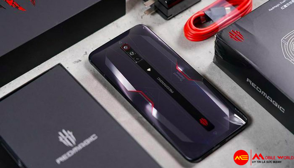 Tìm hiểu các phiên bản màu và dung lượng của Red Magic 6