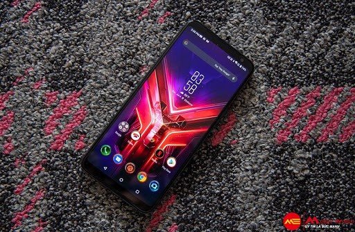 Tìm hiểu về các phiên bản và dung lượng Rog Phone 3