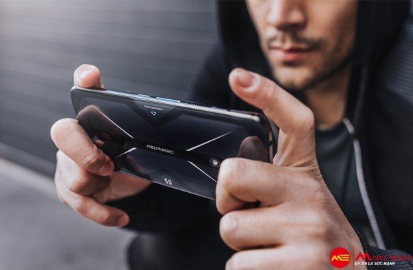 Tìm Hiểu Về Cấu Hình, Dung Lượng Của ZTE Nubia Red Magic 5G
