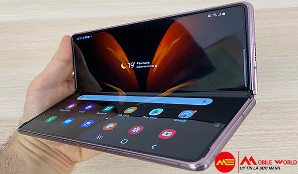Những ứng dụng chụp h&igrave;nh th&uacute; vị d&agrave;nh cho Samsung Z Fold 2