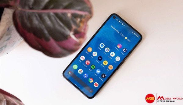Google Pixel 6/6 Pro lộ diện với v&acirc;n tay trong m&agrave;n h&igrave;nh