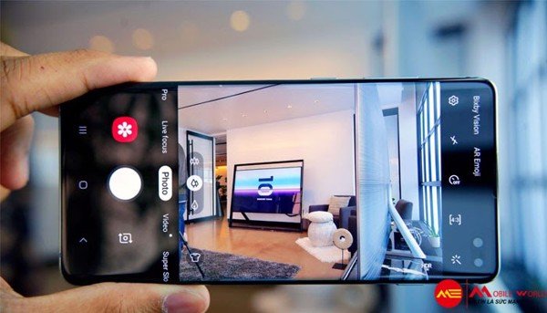 So sánh camera của iPhone XS Max và Samsung Galaxy S10