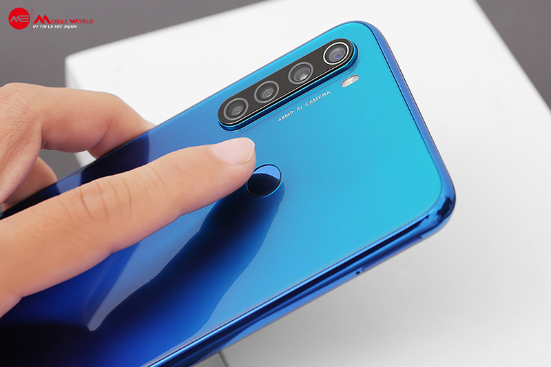 Camera l&agrave; một đặc điểm đặc trưng của tất cả c&aacute;c d&ograve;ng smartphone hiện nay