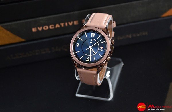Đ&aacute;nh Gi&aacute; Thiết Kế V&agrave; T&iacute;nh Năng Của Galaxy Watch 3