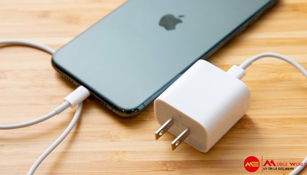 T&igrave;m hiểu gi&aacute; v&agrave; nơi b&aacute;n iPhone 11 Pro Max 512GB ch&iacute;nh h&atilde;ng