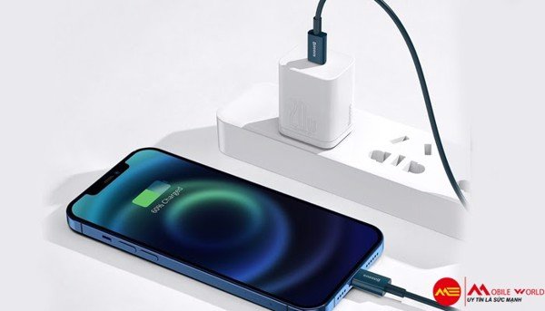 Top 5 c&aacute;p sạc tốt nhất d&agrave;nh cho iPhone 12 Pro Max