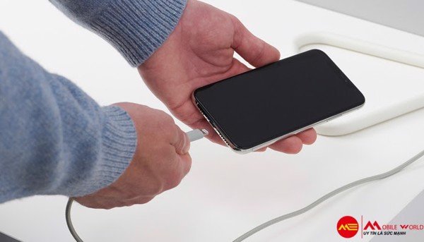 Top 5 c&aacute;p sạc tốt nhất d&agrave;nh cho iPhone 12 Pro Max