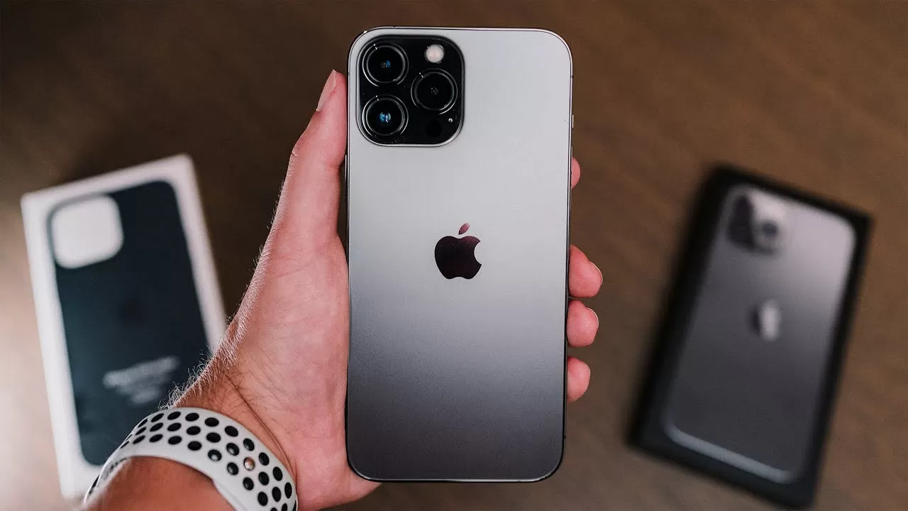 iPhone 13 Pro Max có mấy Sim? Dùng Esim hay Sim Vật Lý