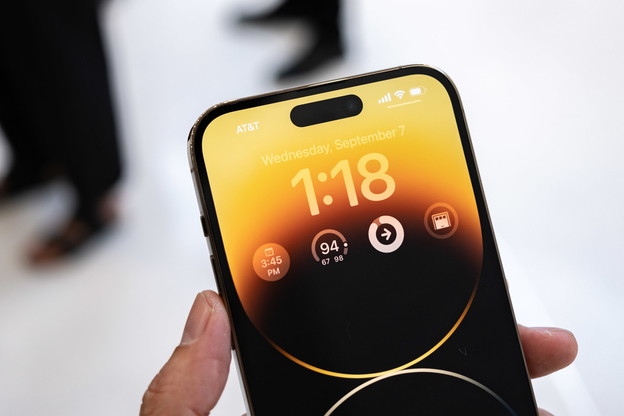 Việc mua iPhone 14 Pro Max Lock cũng có thể gặp nhiều rủi ro