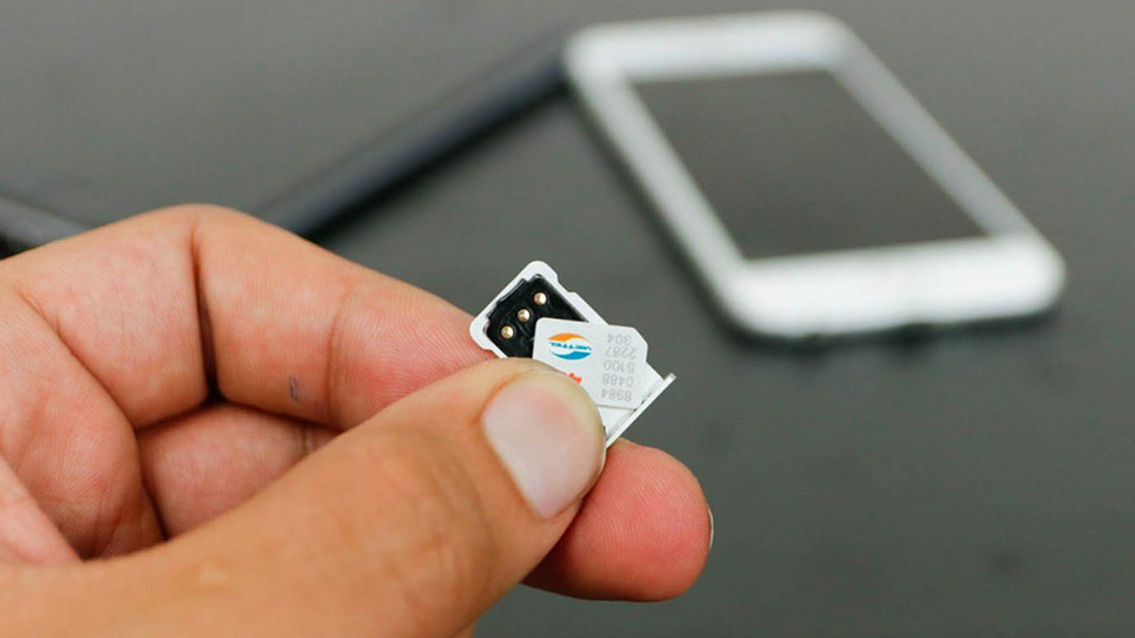 iPhone độ thêm khe sim mới dùng được ở Việt Nam