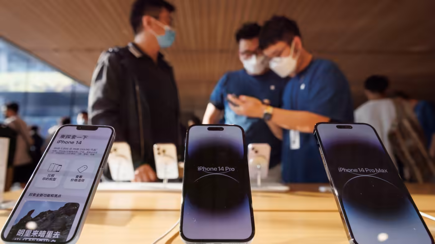 iphone-14-pro-max-smartphone-ban-chay-nhat-nua-dau-nam-2023-1