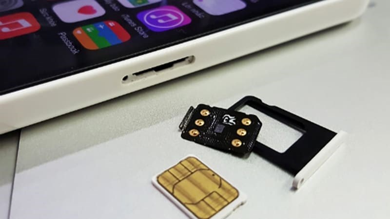 iPhone 12 Lock phụ thuộc v&agrave;o SIM của c&aacute;c nh&agrave; mạng đặt h&agrave;ng trước đ&oacute; với Apple