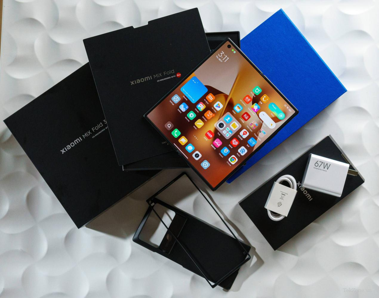 thong-so-cau-hinh-xiaomi-mix-fold-3-manh-me-trong-phan-khuc-1