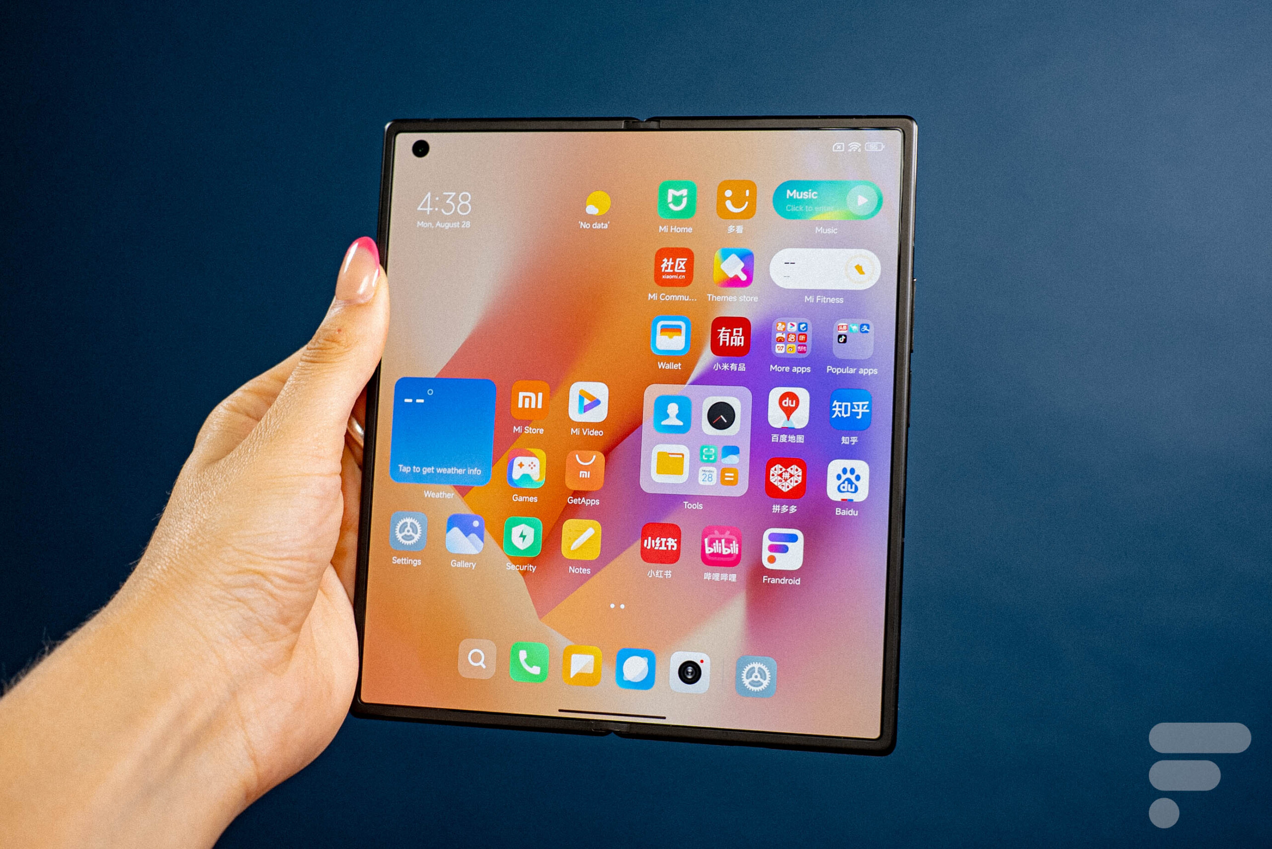 thong-so-cau-hinh-xiaomi-mix-fold-3-manh-me-trong-phan-khuc-2