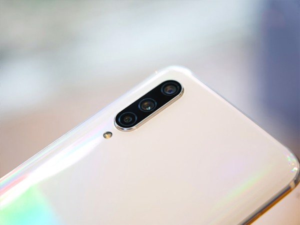 Xiaomi Mi A3 ch&iacute;nh thức ra mắt tại ch&acirc;u &Acirc;u, gi&aacute; từ 6,5 triệu