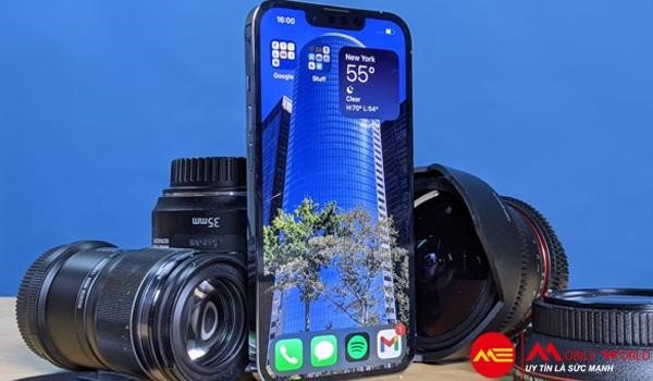 Những t&iacute;nh năng đ&aacute;ng trầm trồ chỉ c&oacute; tr&ecirc;n iPhone 13 series