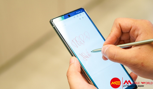 So s&aacute;nh iPhone 12 v&agrave; Note 20, n&ecirc;n chọn phi&ecirc;n bản n&agrave;o?