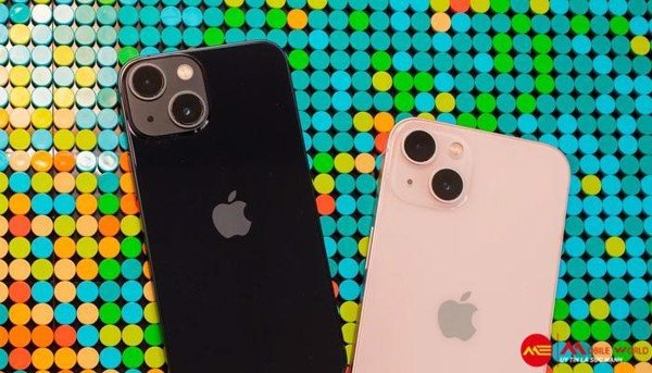 So sánh nên mua iPhone 13 hay iPhone 13 mini?
