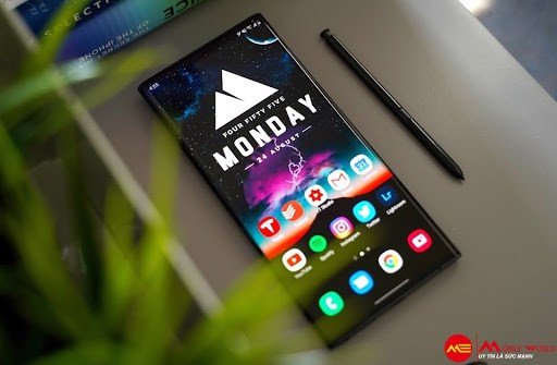 So S&aacute;nh Thời Lượng Pin Của Note 20 V&agrave; iPhone 12