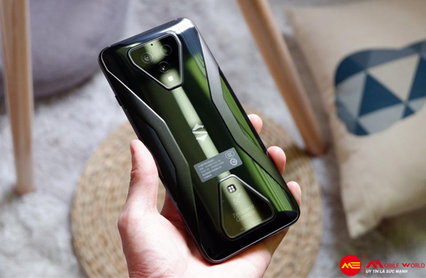 So s&aacute;nh Xiaomi Black Shark 3 với Xiaomi Black Shark 3 Pro