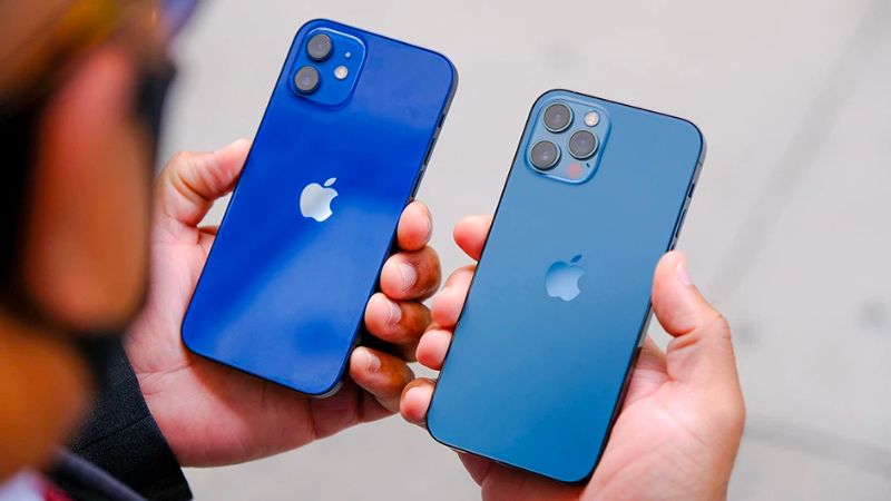 Tham khảo thiết kế của cả hai d&ograve;ng iPhone 12