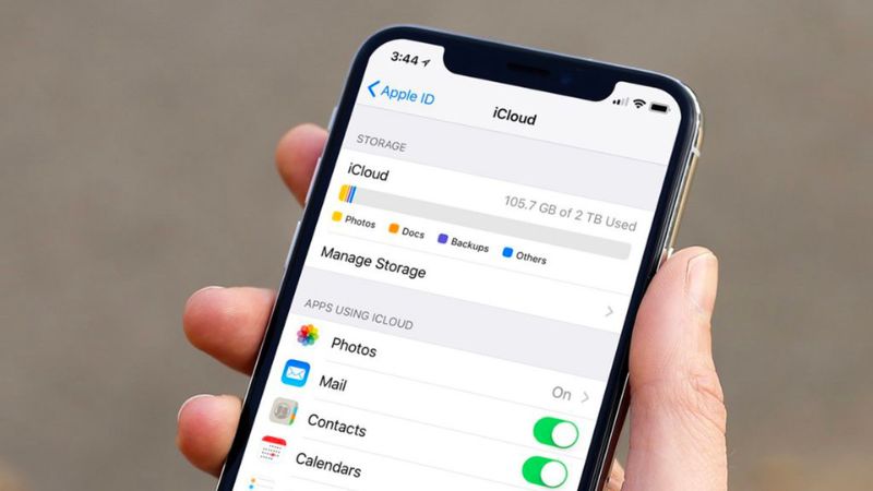 Kiểm tra iCloud v&agrave; t&igrave;nh trạng pin