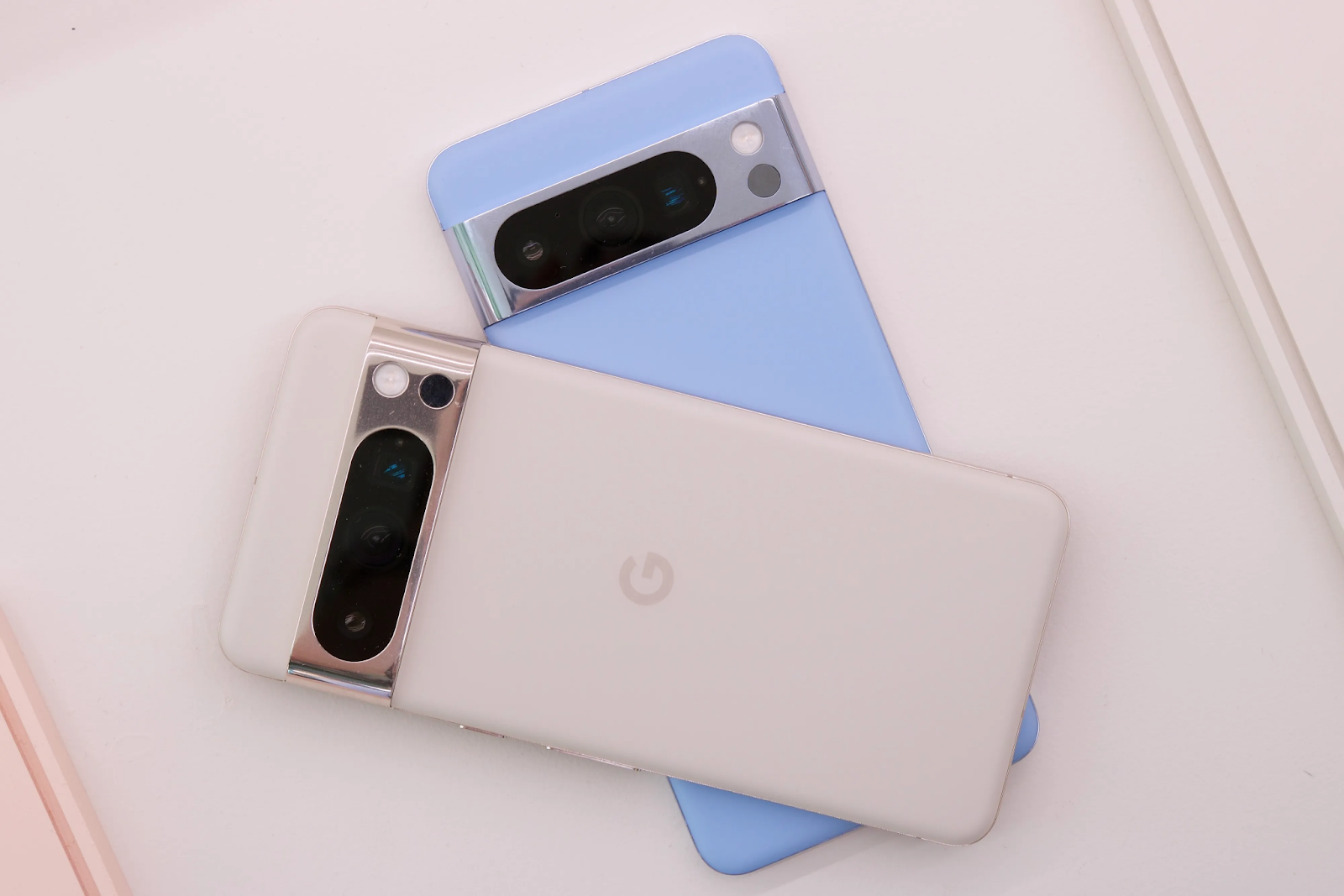 camera-pixel-8-pro-do-suc-voi-may-anh-mirrorless-50-megapixel-1