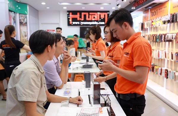 2021 Mua iPhone ở đâu uy tín, chính hãng tại TP.HCM: mua cũ/ mới