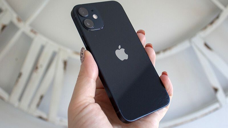 iPhone 11 màu đen hợp cho những cá nhân nào?