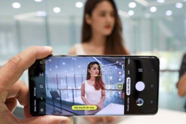 Galaxy-s10-8g-512gb-moi-100-fullbox-ban-my-chip-snapdragon-855-5