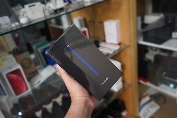 Galaxy-note-10-plus-5g-256gb-ban-my-moi-100-fullbox-12
