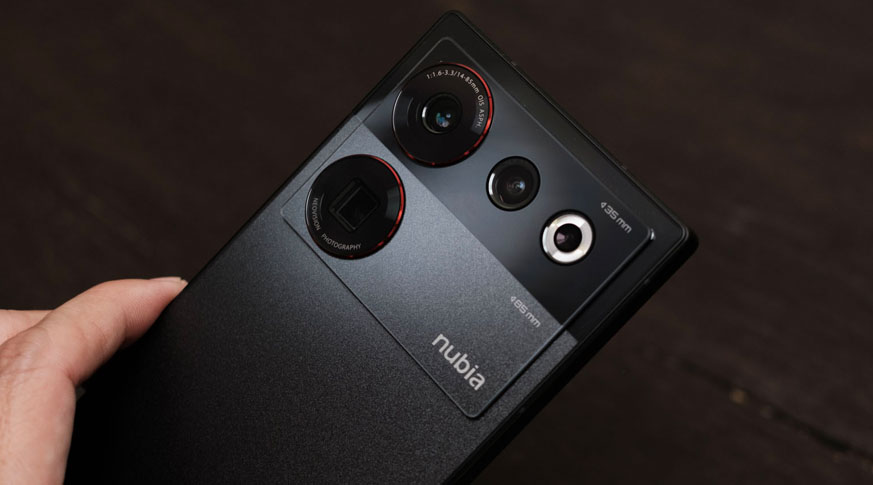 Thiết kế độc đáo của cụm camera