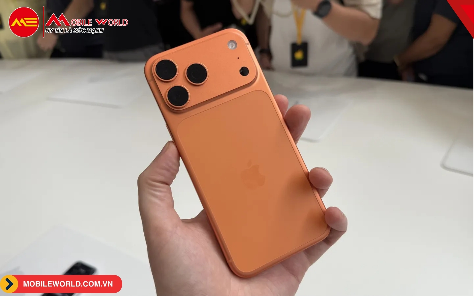 iphone-17-pro-1tb-vna-chinh-hang-04-mobileworld-com-vn