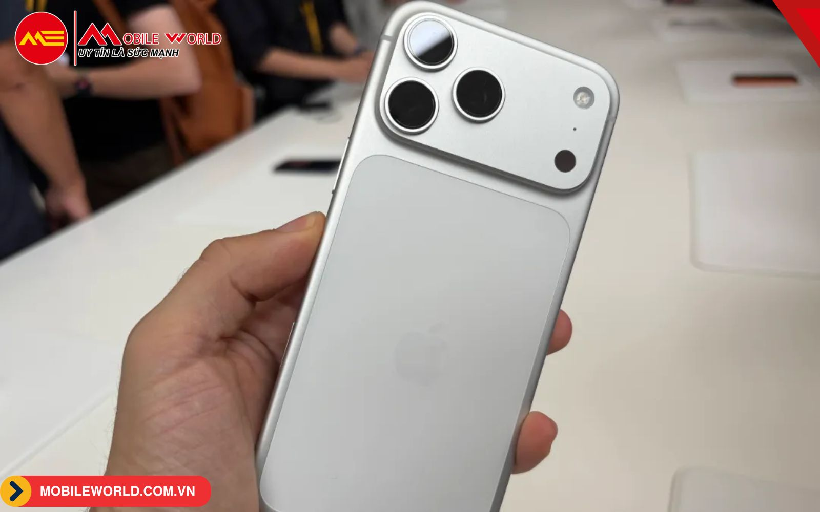 iphone-17-pro-max-1tb-vna-chinh-hang-07-mobileworld-com-vn