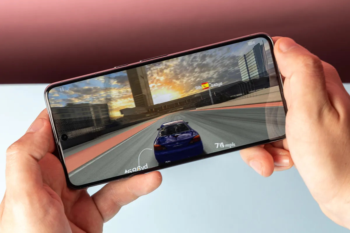 Pixel 8 Pro được nâng cấp dung lượng pin khá đáng kể so với thế hệ trước